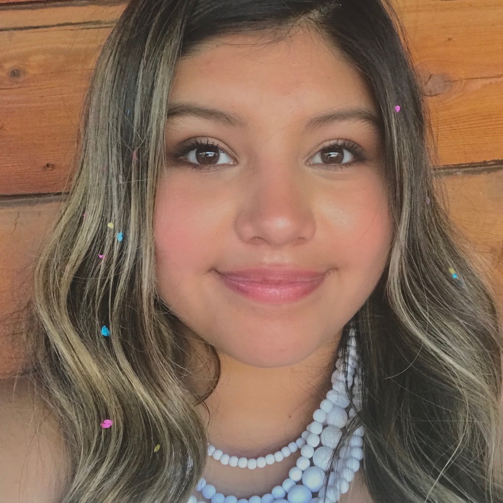 Meet your Posher, Felicia